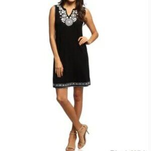 GRACE ELEMENTS | Black Floral Embroidery V-Neck Shift Dress‎ | Size L Women's